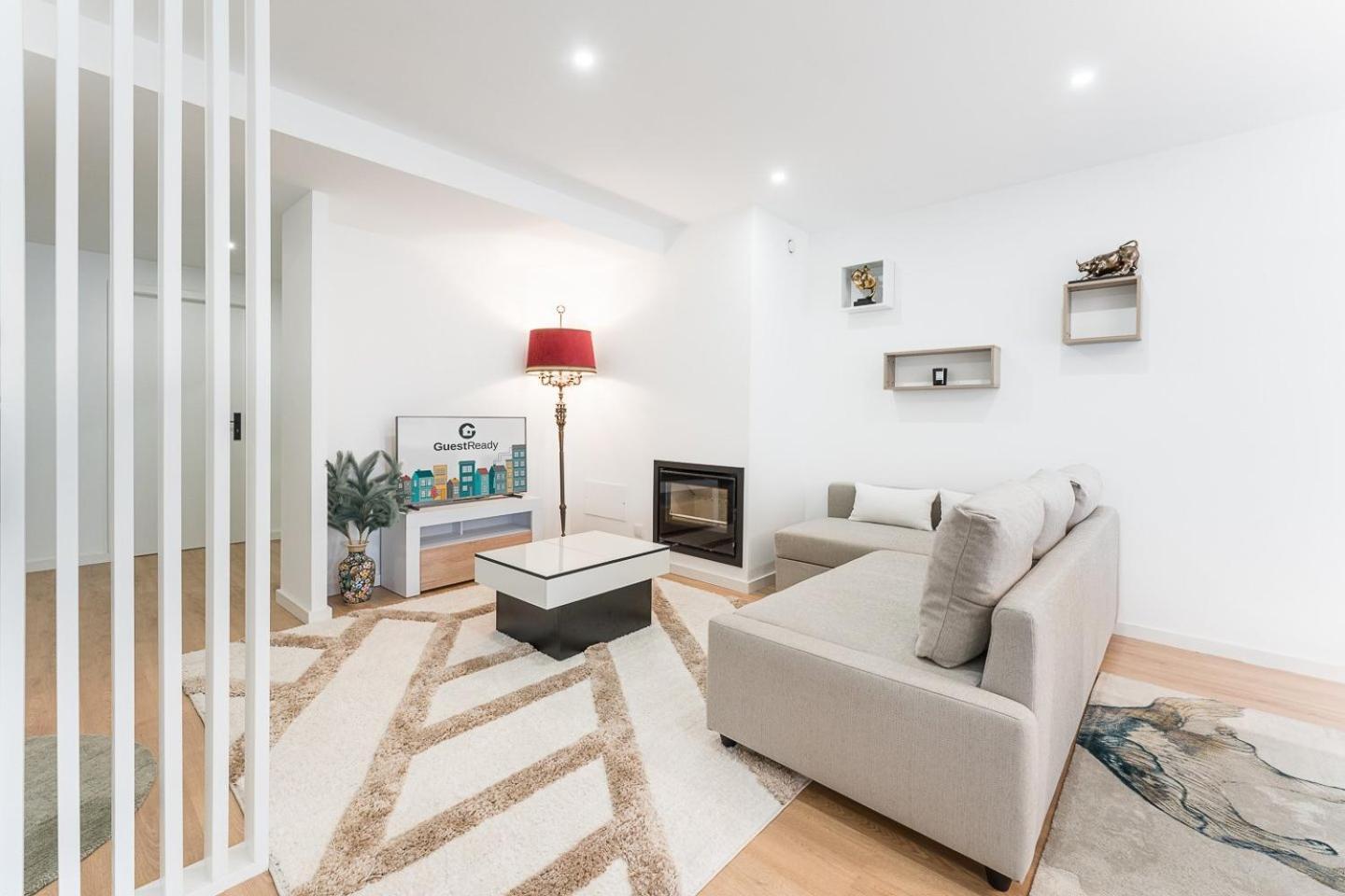 Guestready - White Stripes Near Casa Da Musica Apartment ปอร์โต ภายนอก รูปภาพ